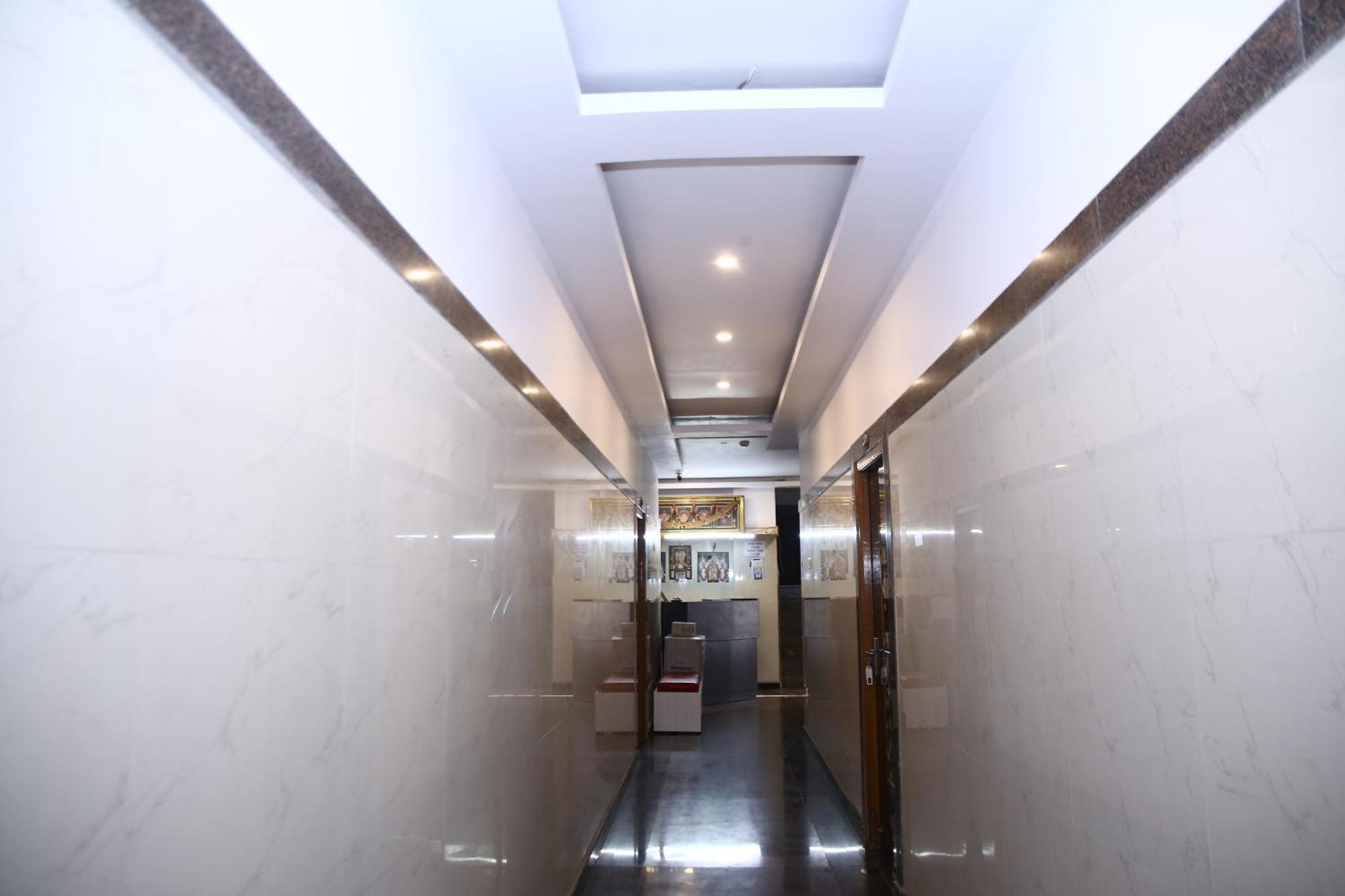 Shri Bhavani Residency Chennai Bagian luar foto