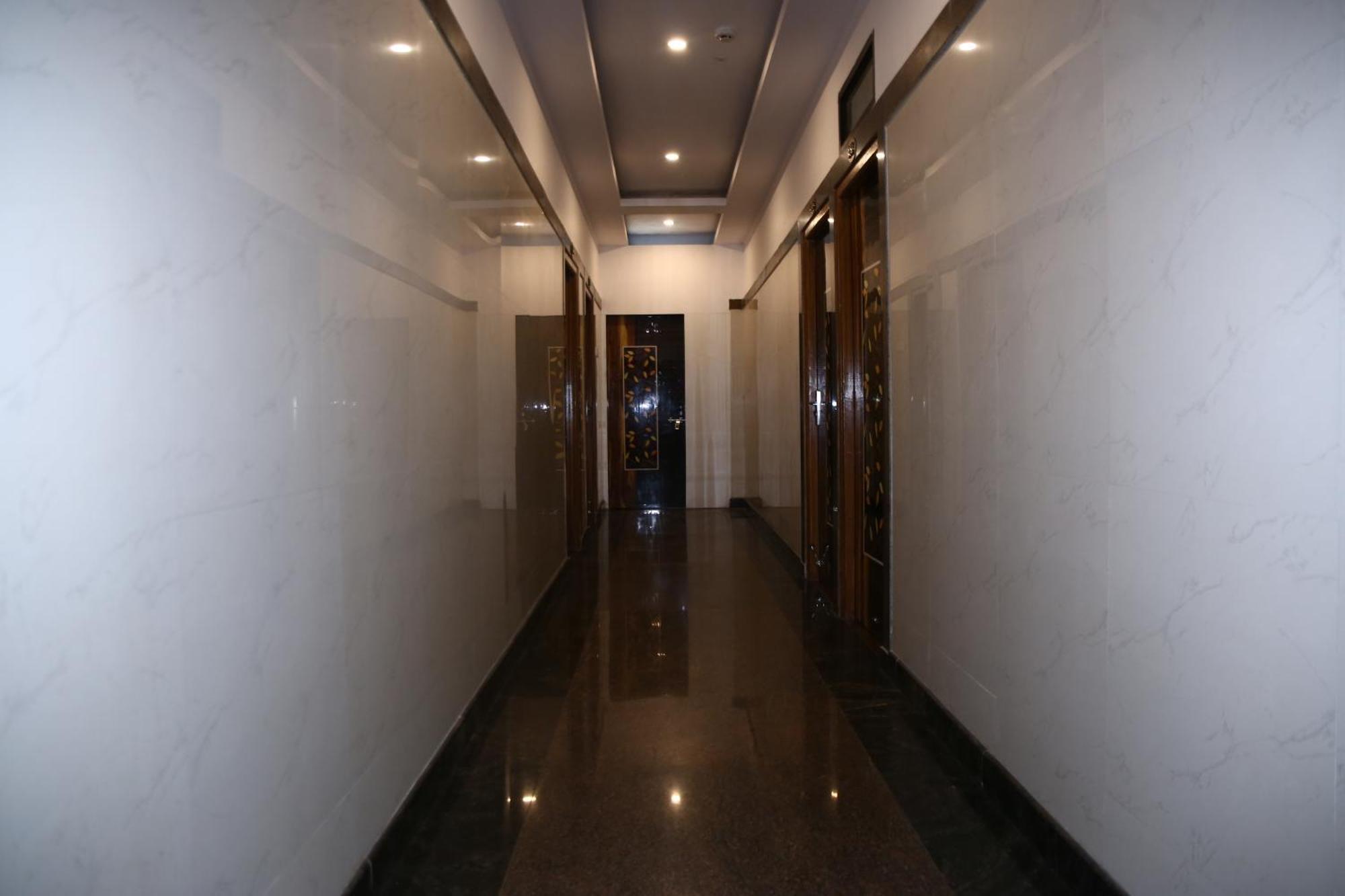 Shri Bhavani Residency Chennai Bagian luar foto